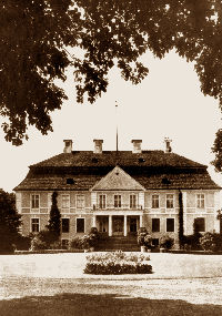Fasada pałacu, zdjęcie z 1933 r.